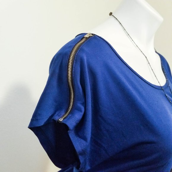 Royal Blue top with Zipper details Sz L - Picture 6 of 13